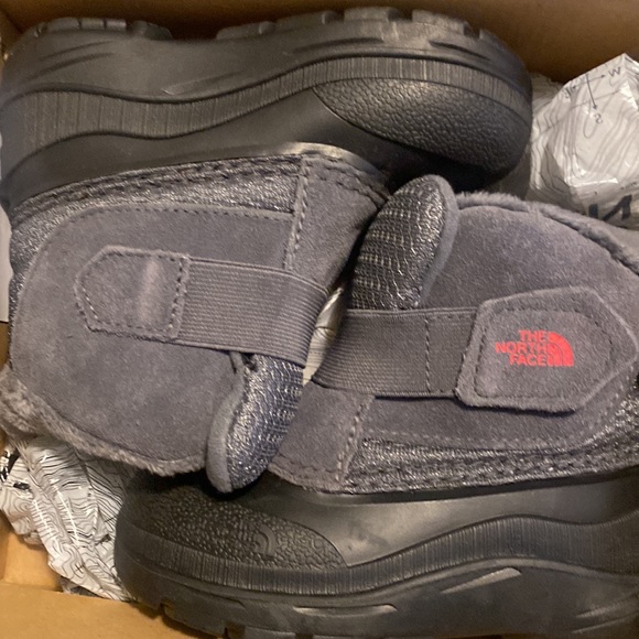 North face Snow boots(toddlers) - Picture 1 of 5